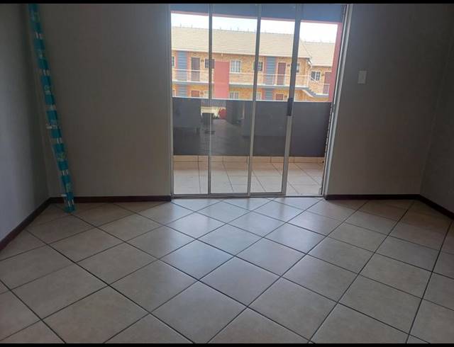2 BEDROOM PROPERTY TO RENT IN STONERIDGE